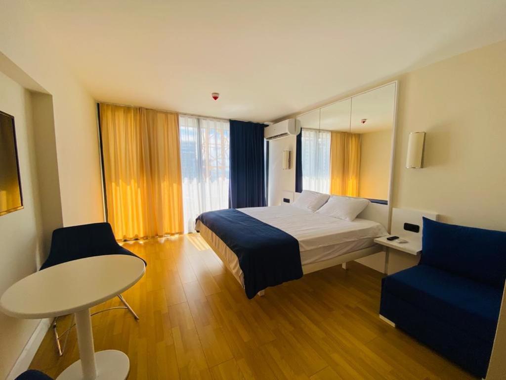 Orbi City Seaview Batumi Exterior photo